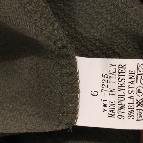 Boohoo women crop sweatshirts size small bonus free top - Picture 11 of 12